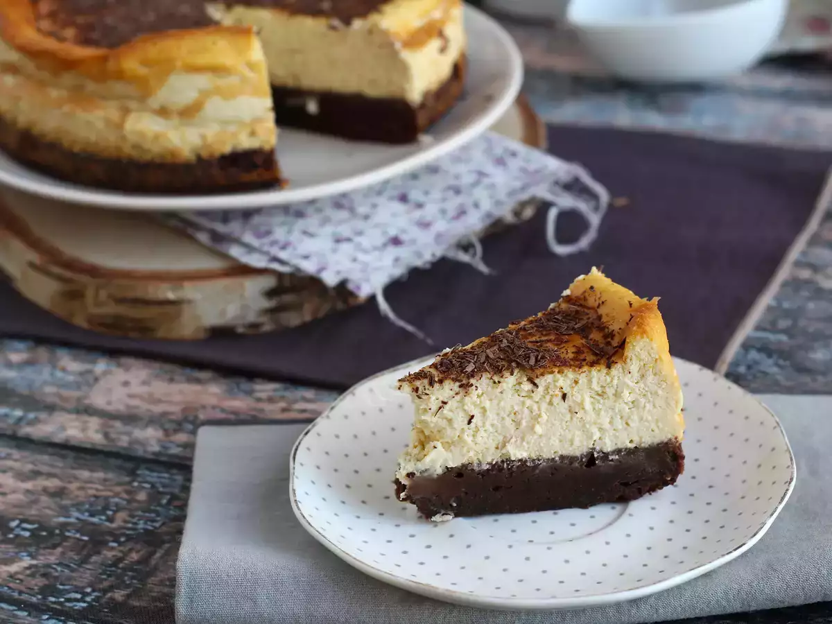Recept Sajtos sütemény brownie, egy meglepő kombináció, ami elvarázsolja az ízlelőbimbókat!