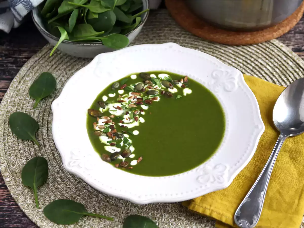 Recept Spenótleves, a trükk, hogy mindenki zöldséget egyen!