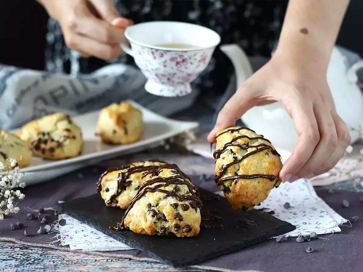 Recept Könnyű, habos csokoládés pogácsa