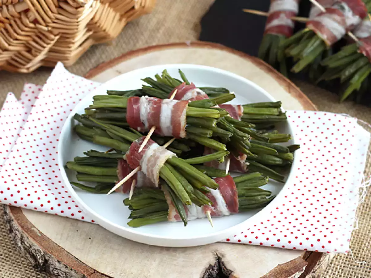 Recept Zöldbabbálák és füstölt szalonna