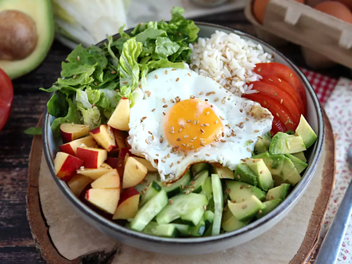 Recept Vegetáriánus buddha tál - egy gyönyörűen kiegyensúlyozott és színes saláta!