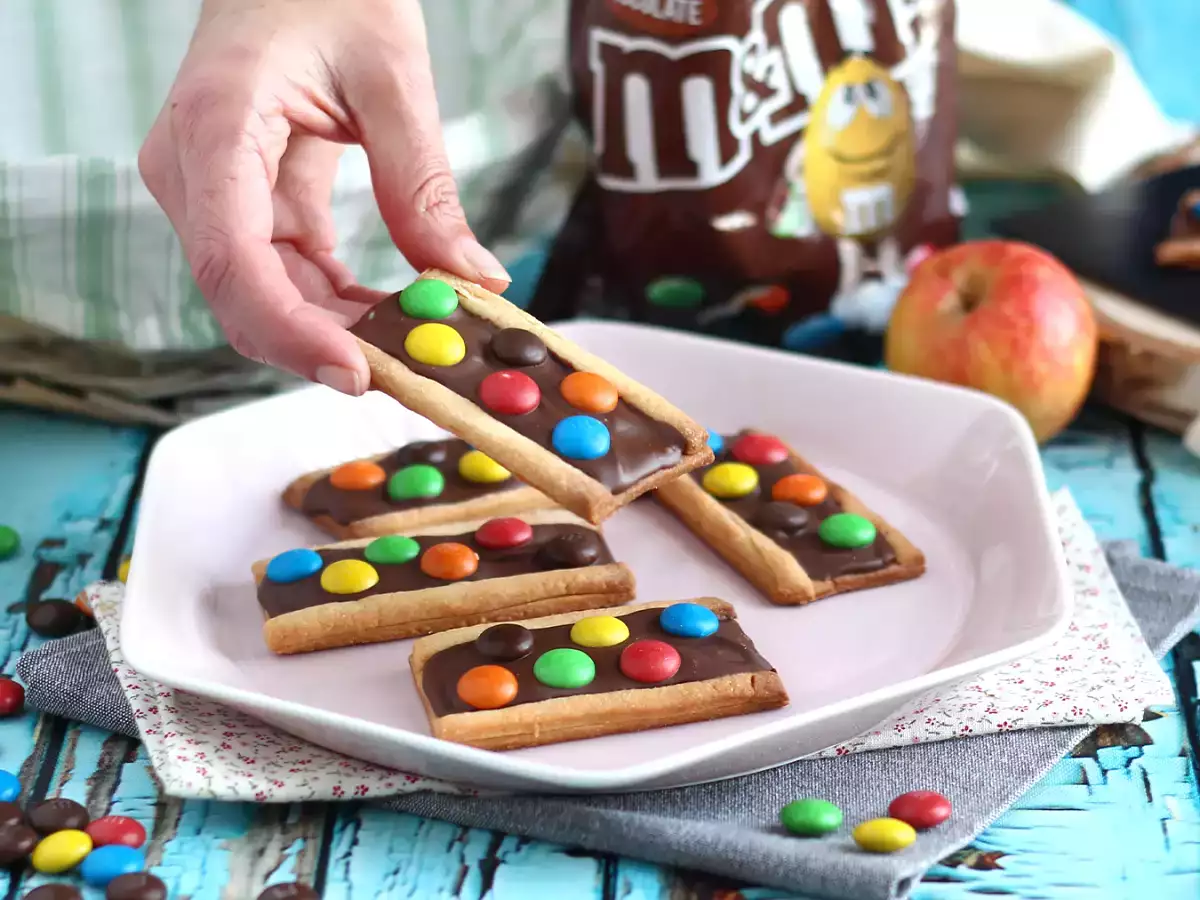 Recept Mézeskalács keksz m&m-ekkel
