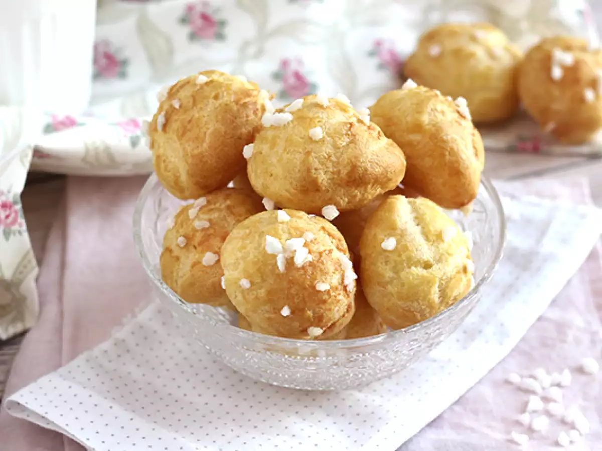 Recept Chouquettes, choux gyöngyözött cukorral