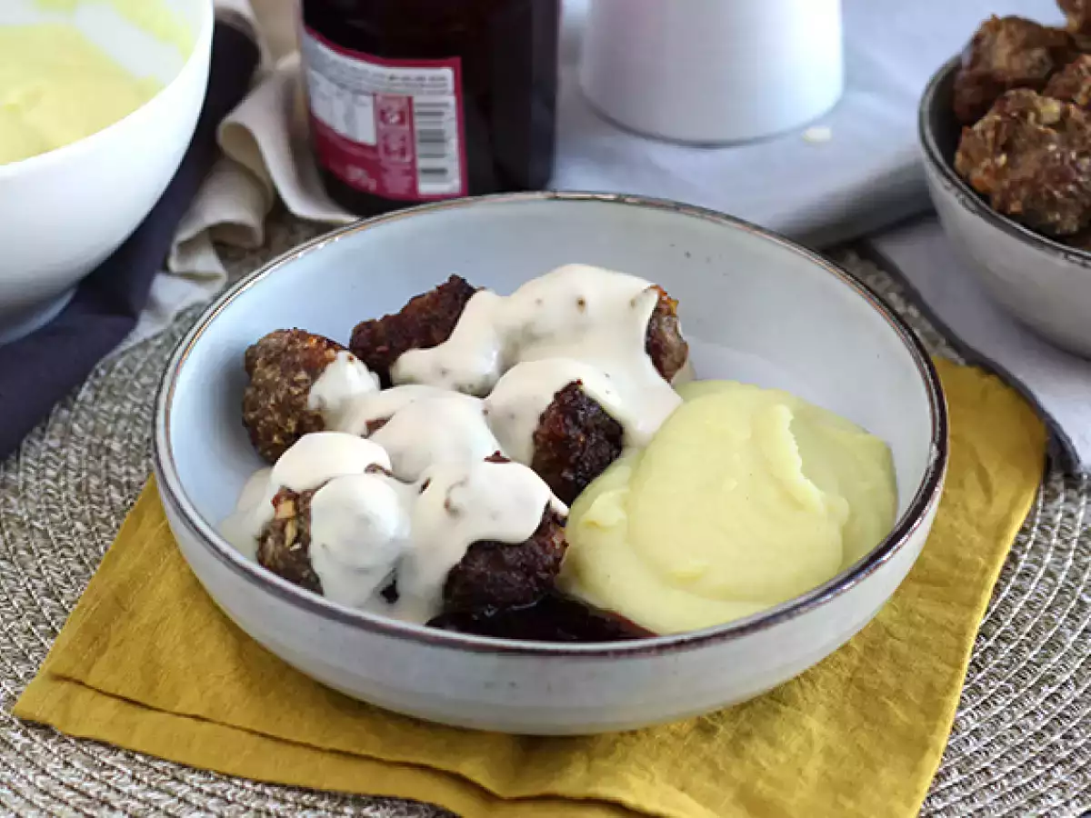 Recept Ikea húsgombócok fehér mártással