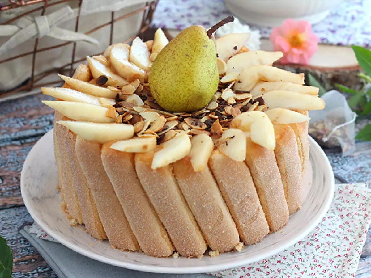 Recept Körte és pirított mandula charlotte