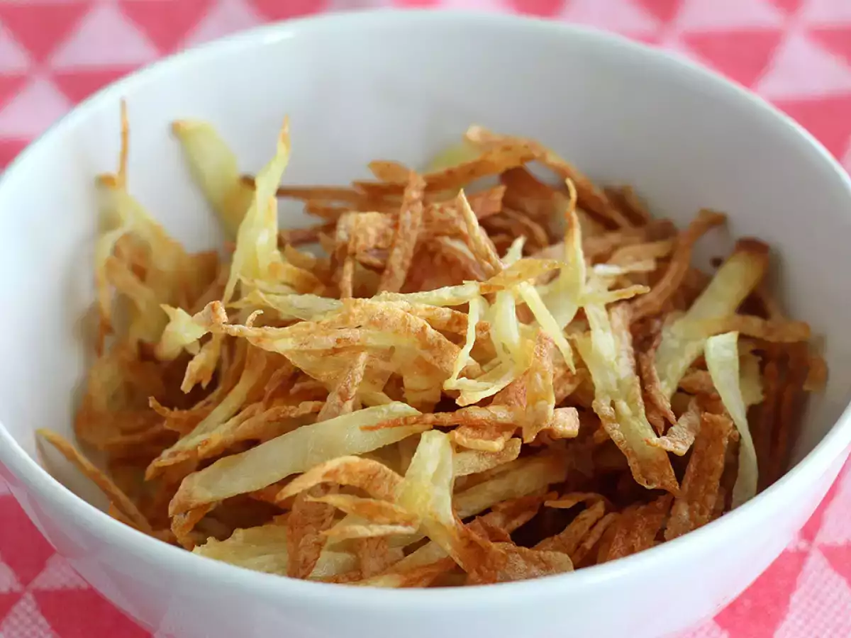 Recept Batata palha (sült)
