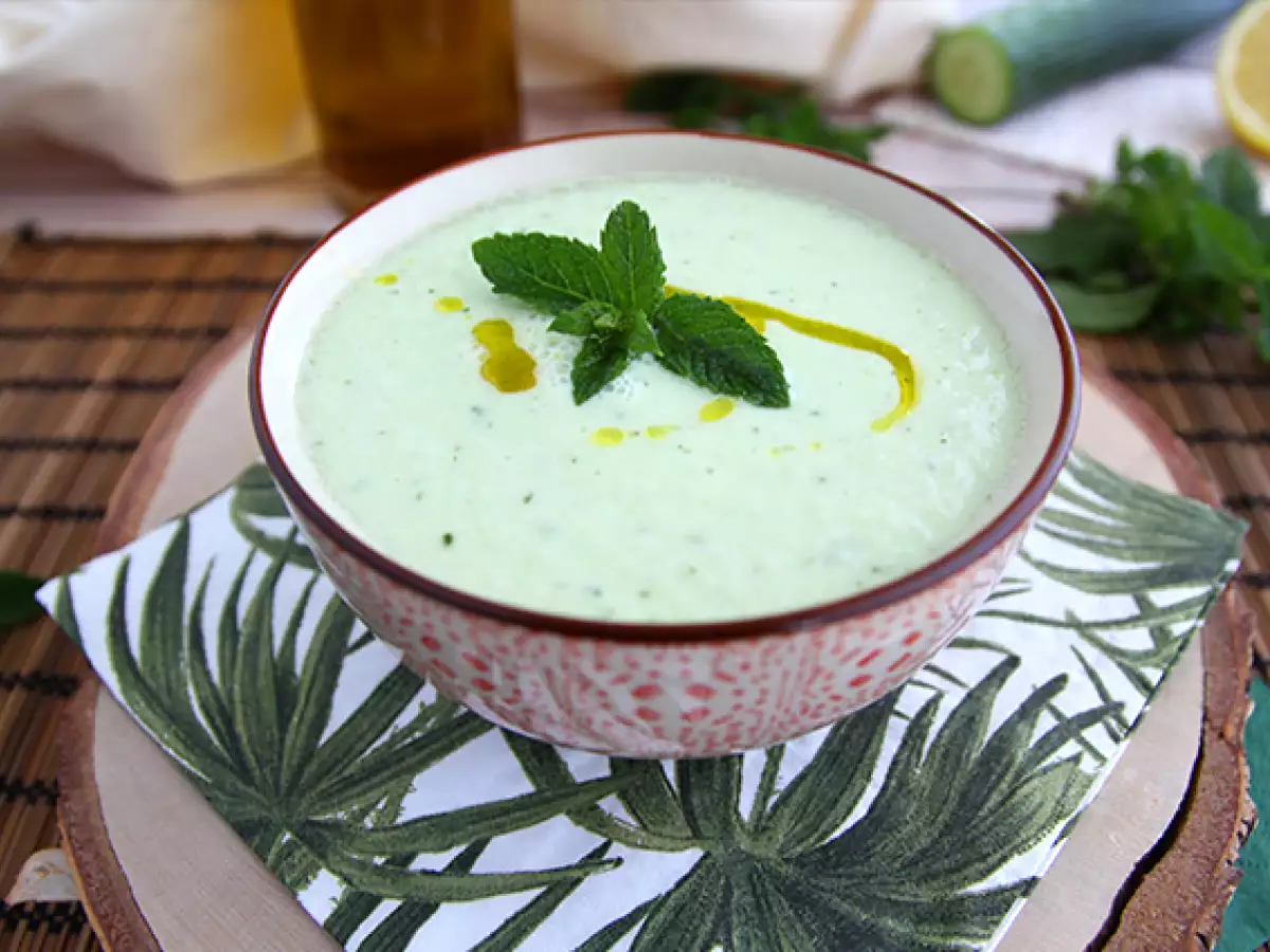 Recept Hideg uborka és menta leves