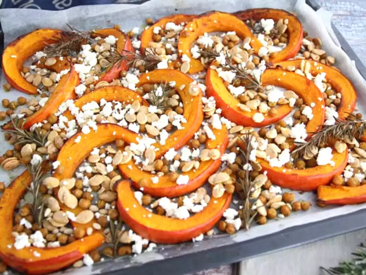 Recept Sült sütőtök és csicseriborsó, rozmaring, feta sajt