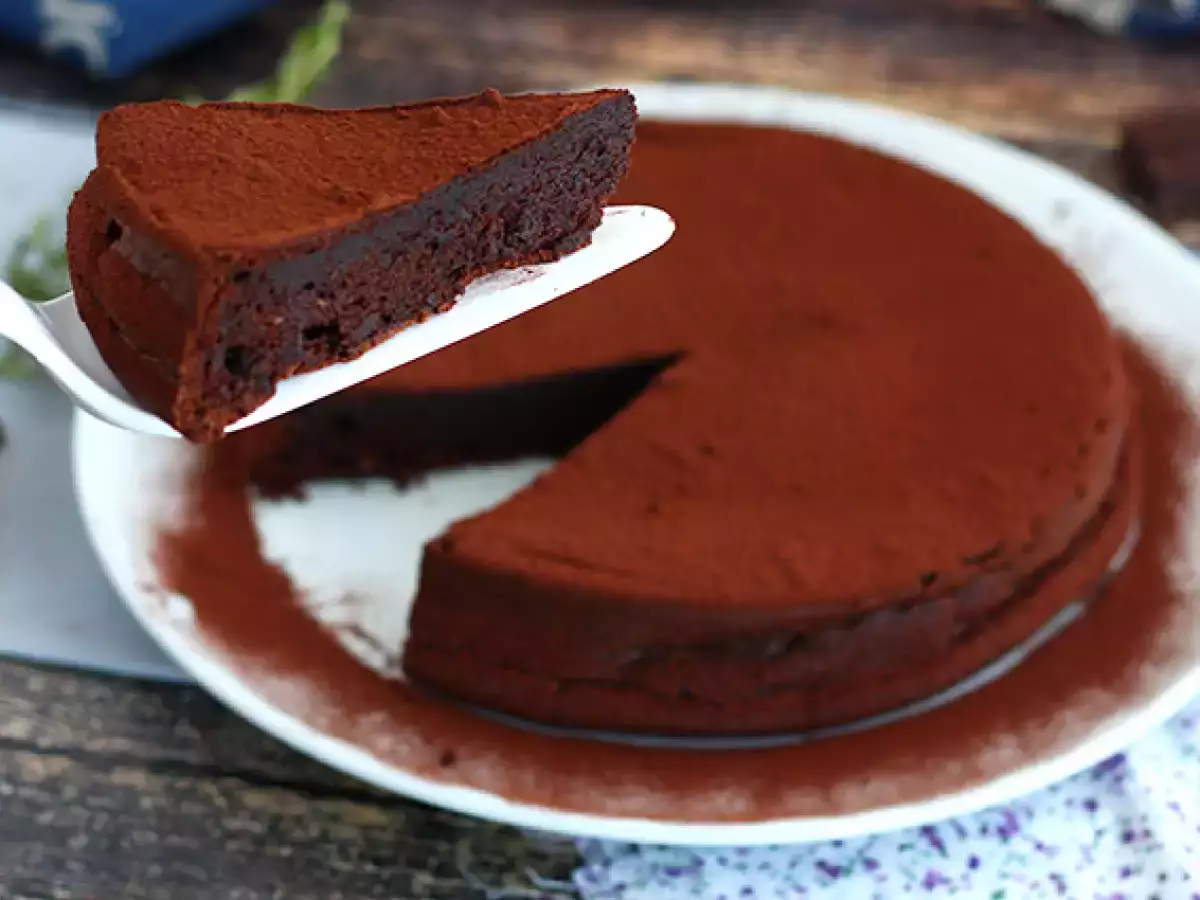 Recept Házi csokoládé mousse torta
