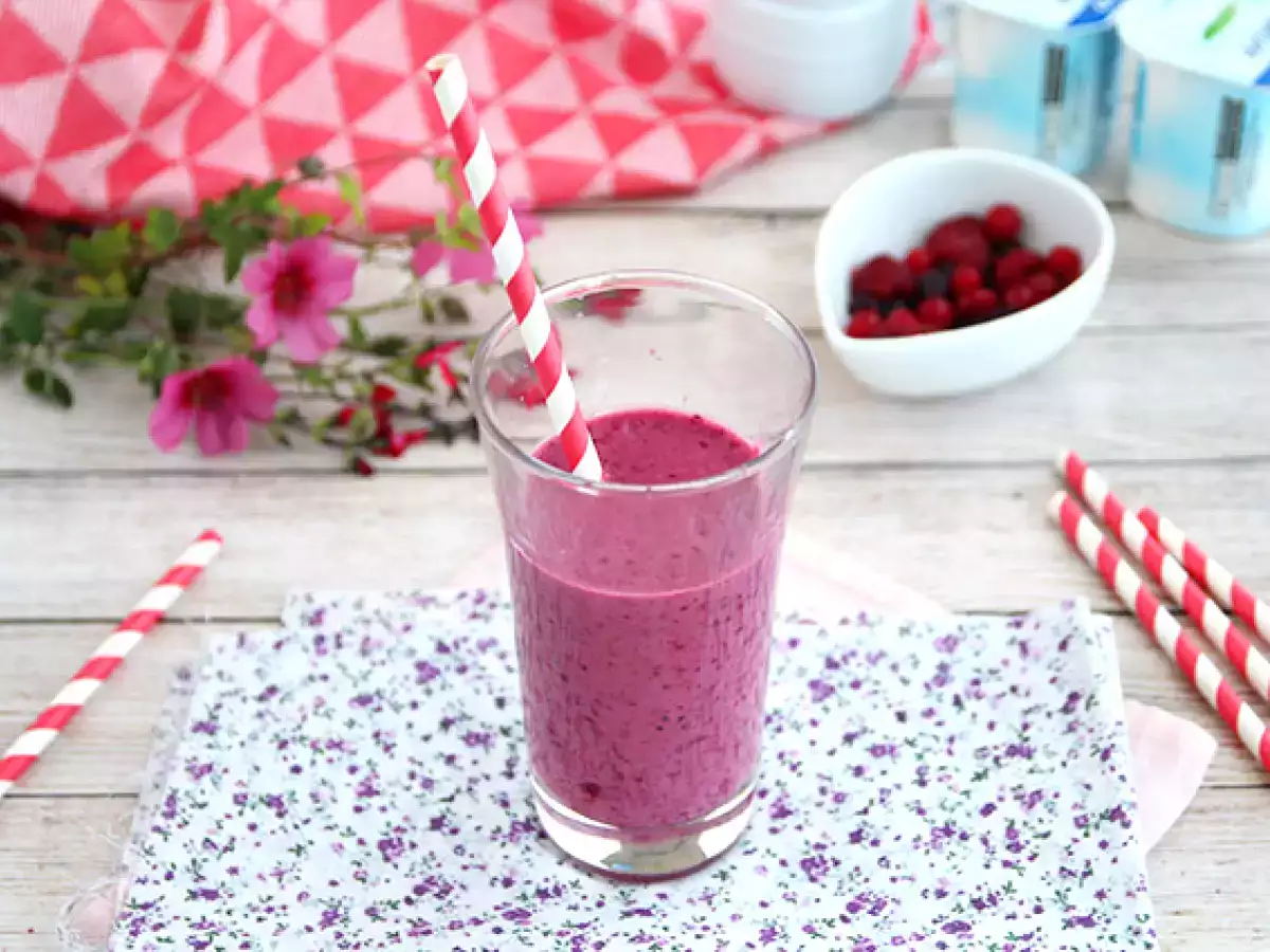 Recept Vörös gyümölcs lassi