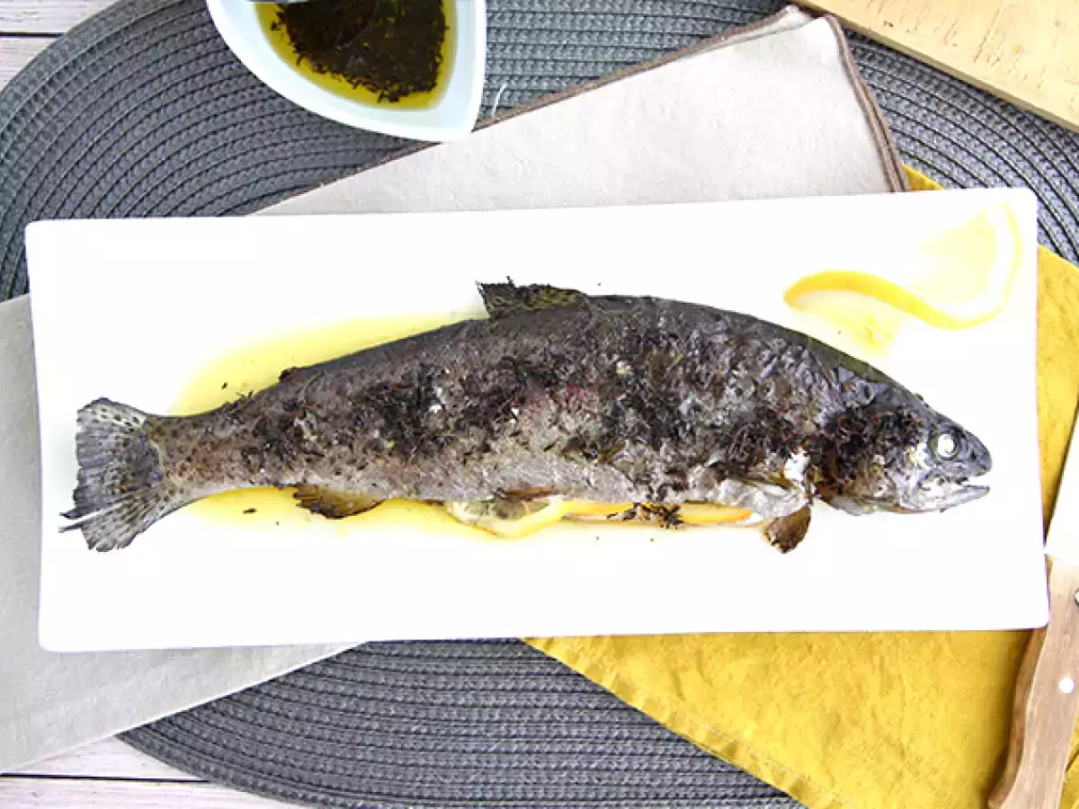 Recept Kemencében sült pisztráng kakukkfűvel és olívaolajjal