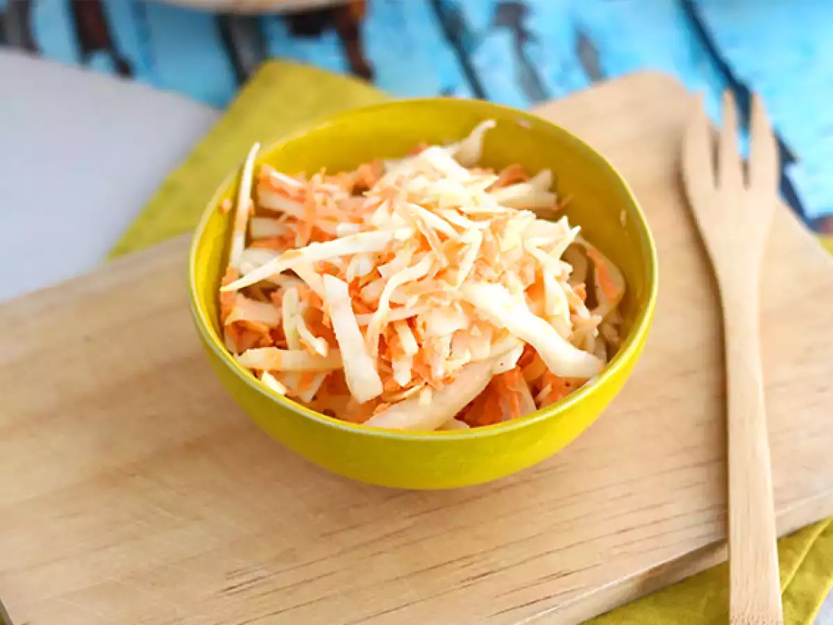 Recept Amerikai stílusú coleslaw (káposzta- és répasaláta)