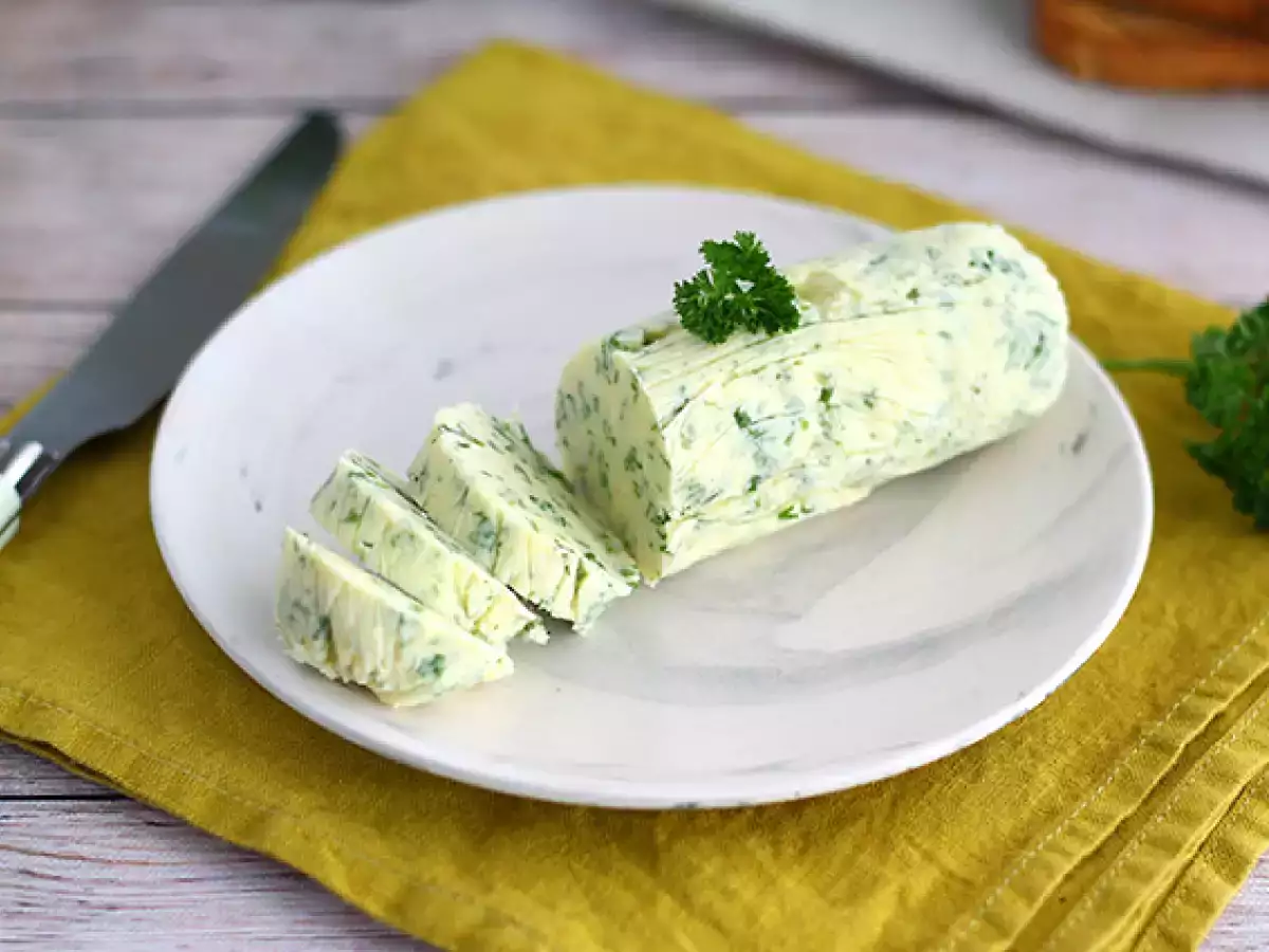 Recept Beurre maître d'hôtel (gyorsan és egyszerűen)