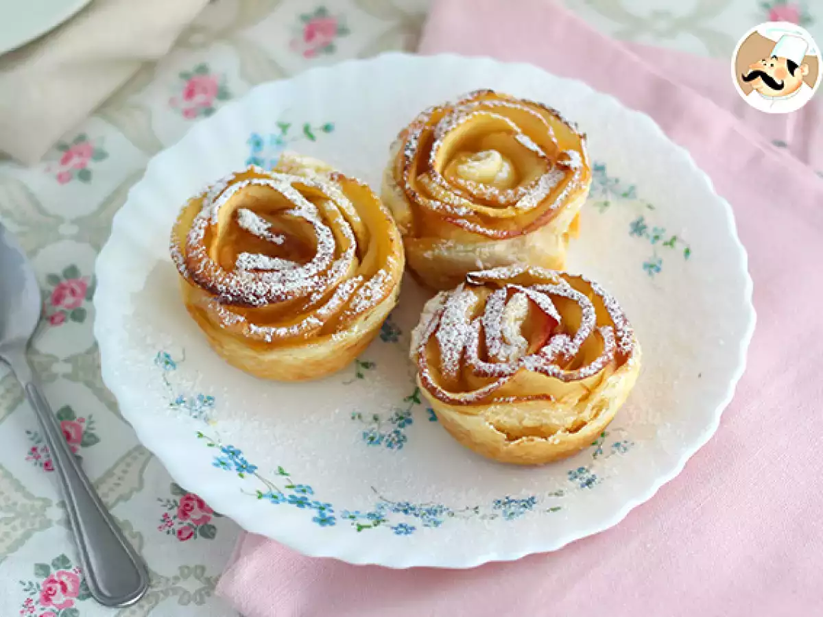 Recept Alma virágos sütemény