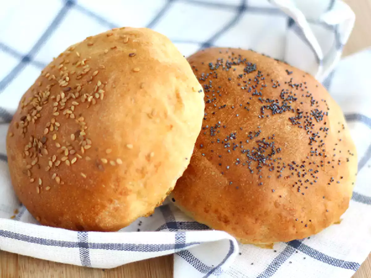 Recept Házi készítésű hamburger zsemle