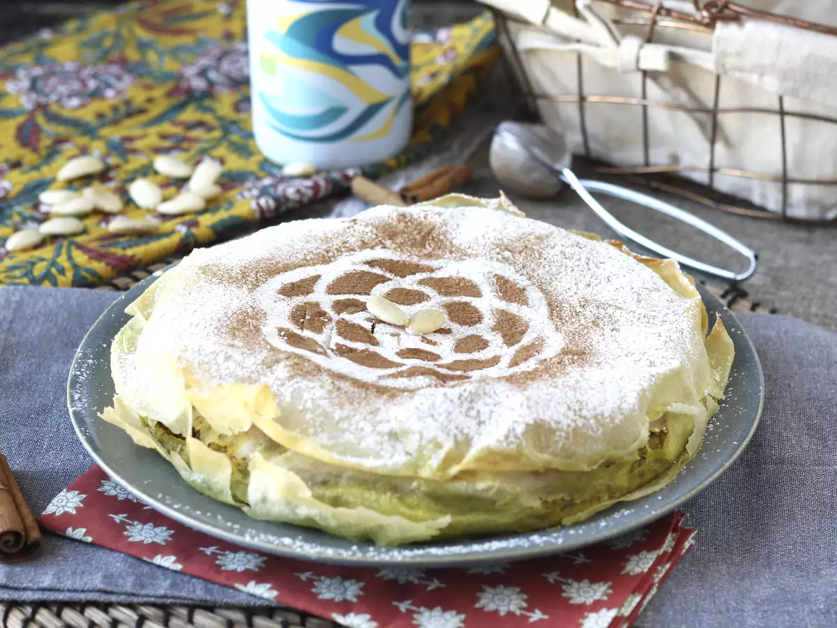 Recept Hagyományos marokkói tészta téglatésztával, csirkével és fűszerekkel