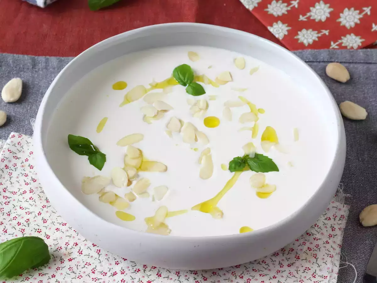 Recept Andalúziai ajoblanco: a hideg leves, amit nyáron mindig is akartál