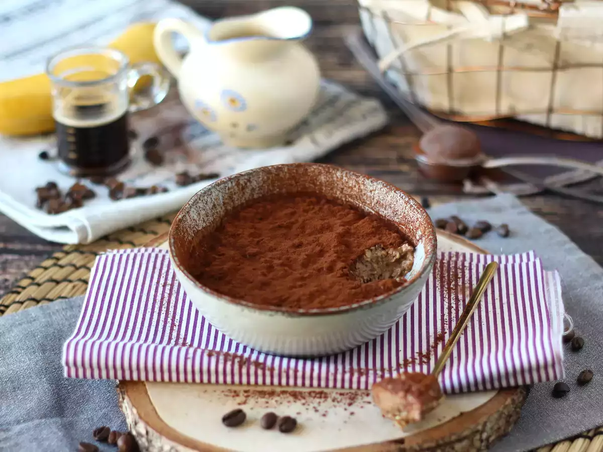 Recept Éjszakai zab tiramisu ízesítéssel, a tökéletes kávé és kakaó reggeli!