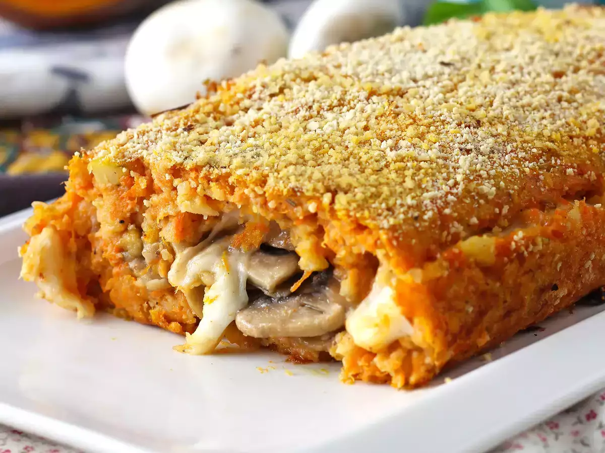 Recept Sütőtök fasírt gombával és zsinóros scamorza sajttal: ízletes és könnyű sütött recept