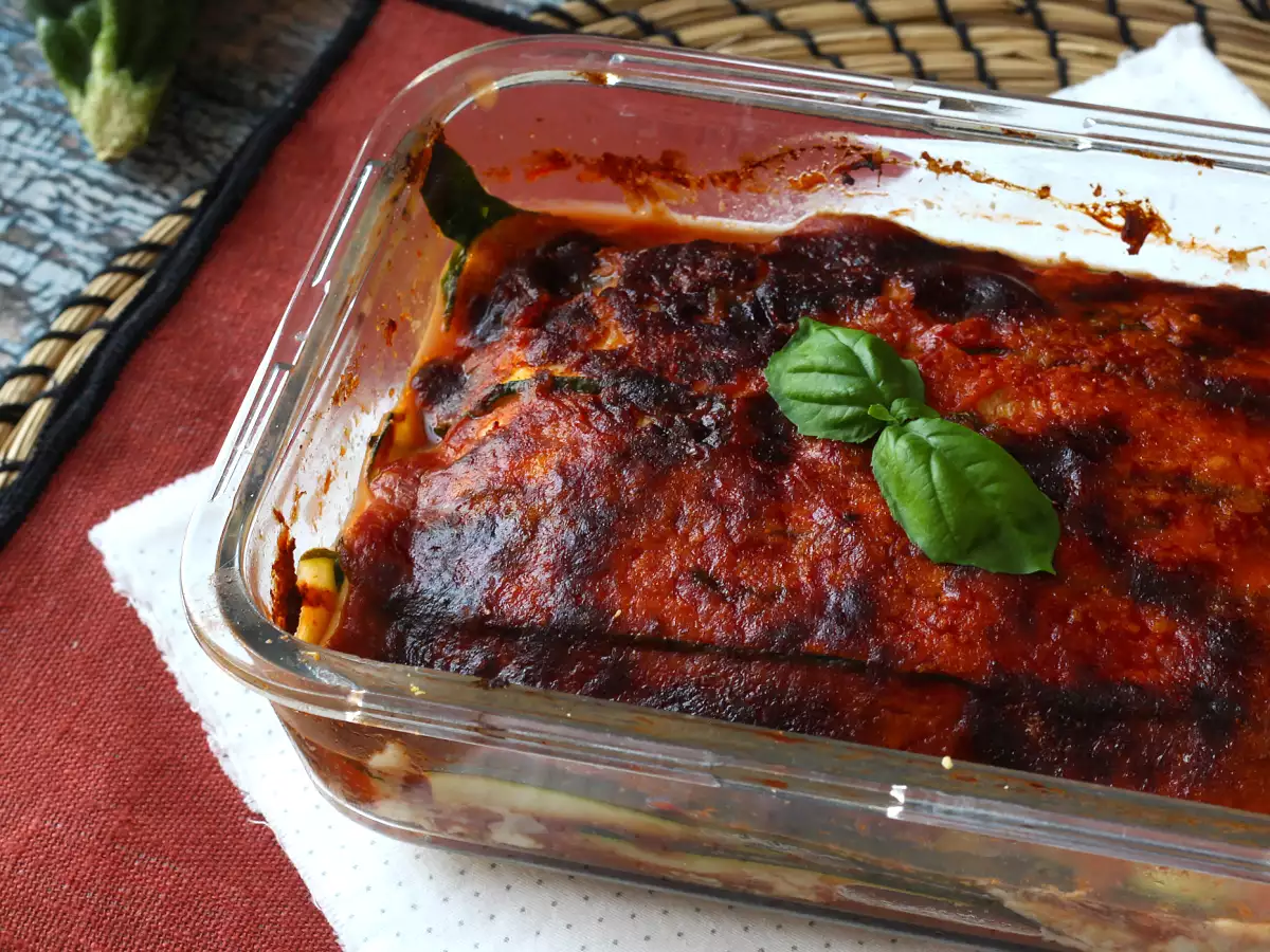 Recept Cukkini parmigiana légfritőzben: gyors, könnyű és ropogós
