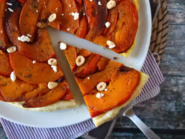 Recept Tökös tatin kecskesajttal és mézzel