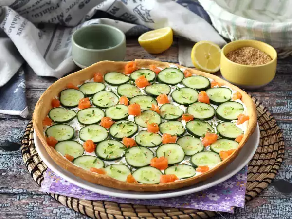 Recept Szuper frissítő nyári torta: ricotta, uborka és füstölt lazac
