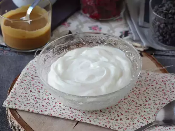 Recept Hogyan készítsünk házilag skyr-t? egy egyszerű és gazdaságos recept!