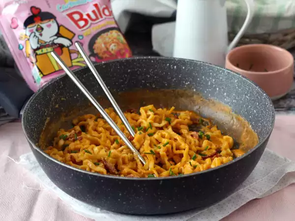 Recept Hogyan kell főzni buldak tészta carbonara ízű? a legjobb recept!