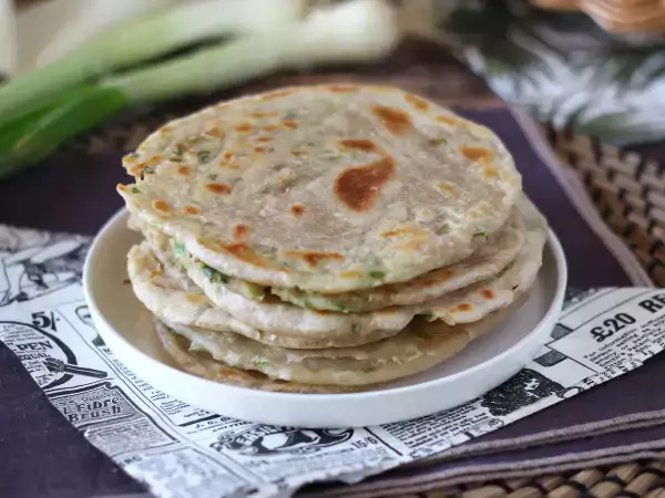 Recept Kínai palacsinta zöldhagymával - scallion palacsinta