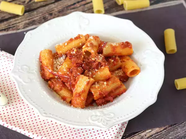 Recept Tészta 'nduja, egy könnyen elkészíthető kalabriai tésztaétel