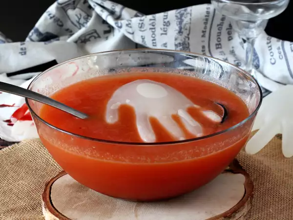 Recept Halloween koktél kézzel formázott jégkockával - egyszerű bemutató!
