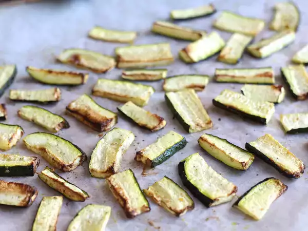 Recept Hogyan kell sütni a cukkinit a sütőben?