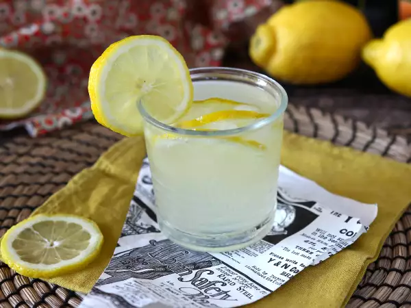 Recept Spritz limoncellóval, a tökéletes nyári koktél!