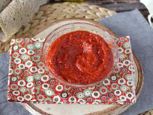 Recept Pirospaprika kenhető: üdítő változatosság az aperitifhez!