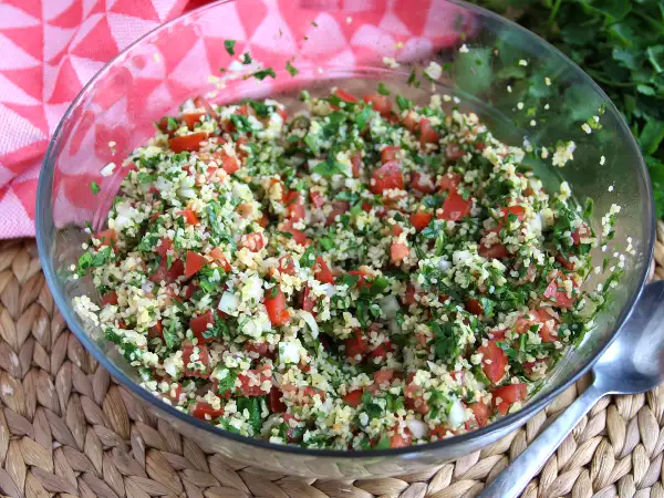 Recept Libanoni tabbouleh, olyan illatos és friss, ahogy mi szeretjük