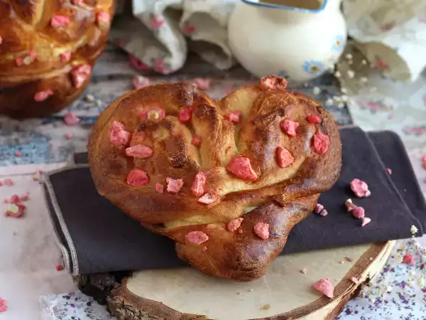 Recept Extra puha szív zsemle valentin-napra