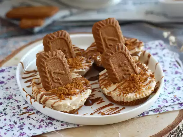 Recept Sütés nélküli sajttorta speculoos keksszel