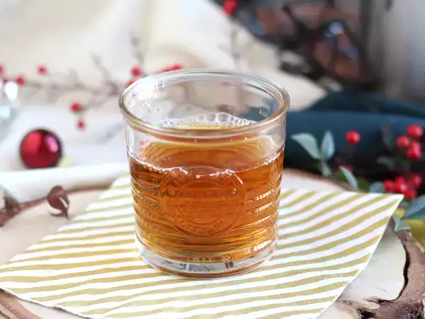 Recept Wassail, a fűszeres karácsonyi koktél
