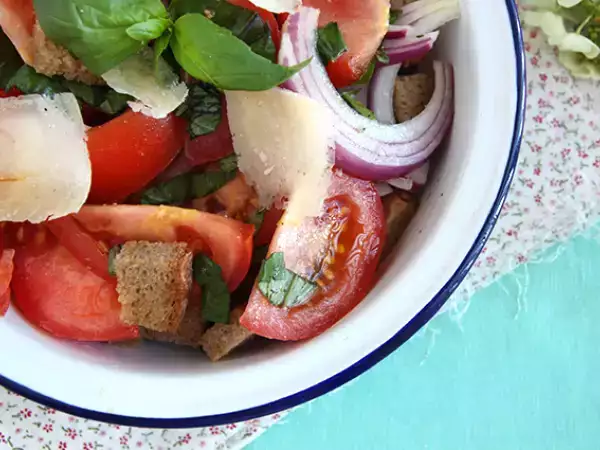Recept Panzanella saláta