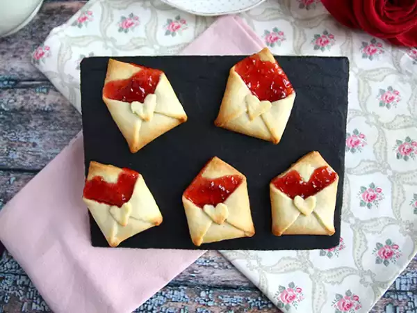 Recept szerelmes borítékok valentin-napra