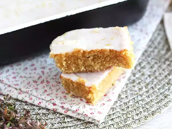 Recept Citromos és zabpehely brownie citromos mázzal