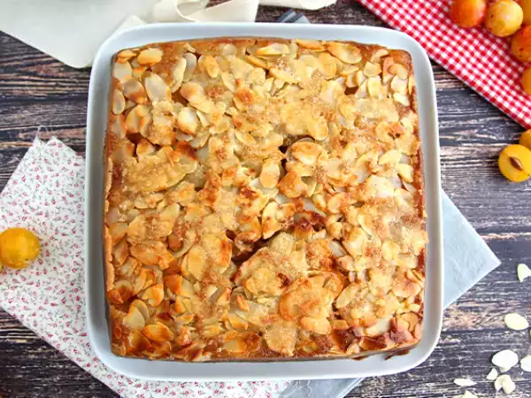 Recept Mirabelle és mandula fejjel lefelé torta