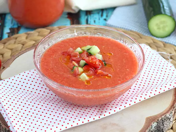 Recept Friss és egyszerű gazpacho