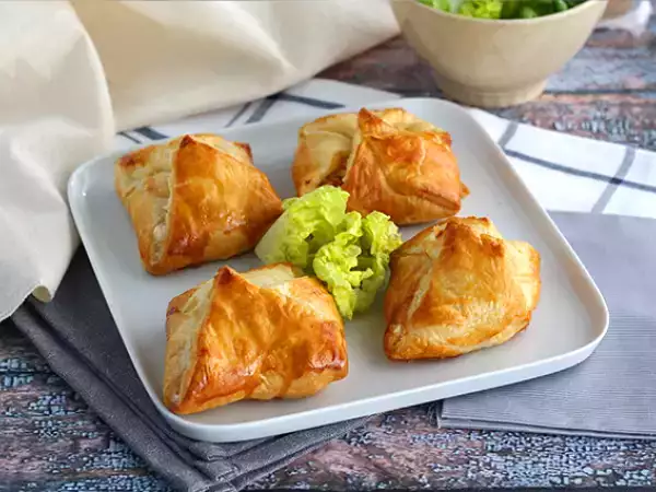Recept Fagottini füstölt lazaccal és kecskesajttal