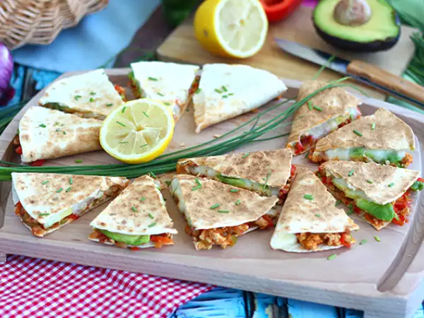 Recept Csirke és avokádó quesadillák