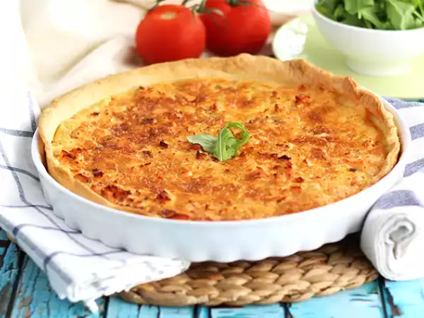 Recept Gyors és egyszerű lazacos quiche