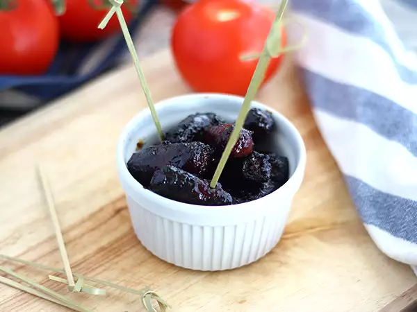 Recept Karamellizált kolbászok az aperitifhez