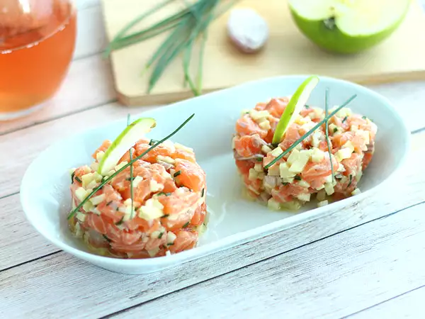 Recept Friss lazac és zöld almás tartár
