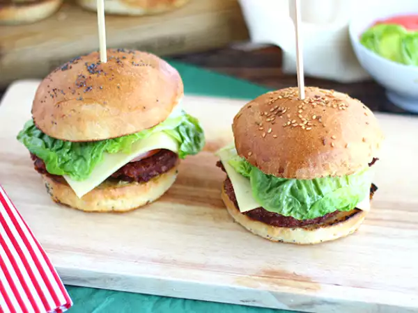 Recept Vegetáriánus vörösbab burger