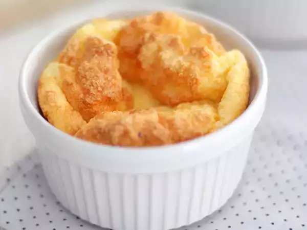 Recept Lágy és légies sajtos szuflé